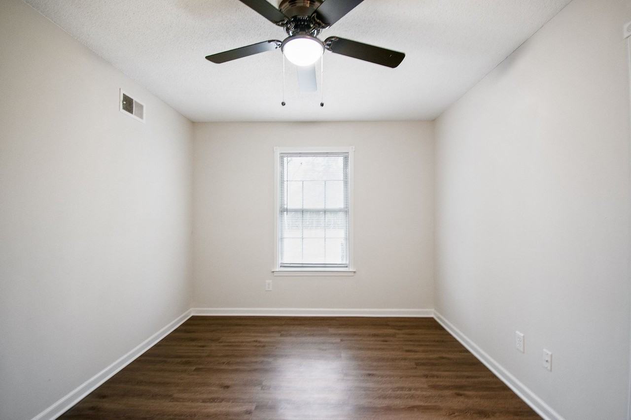 2031 Cranberry Dr - Photo 3 of 19