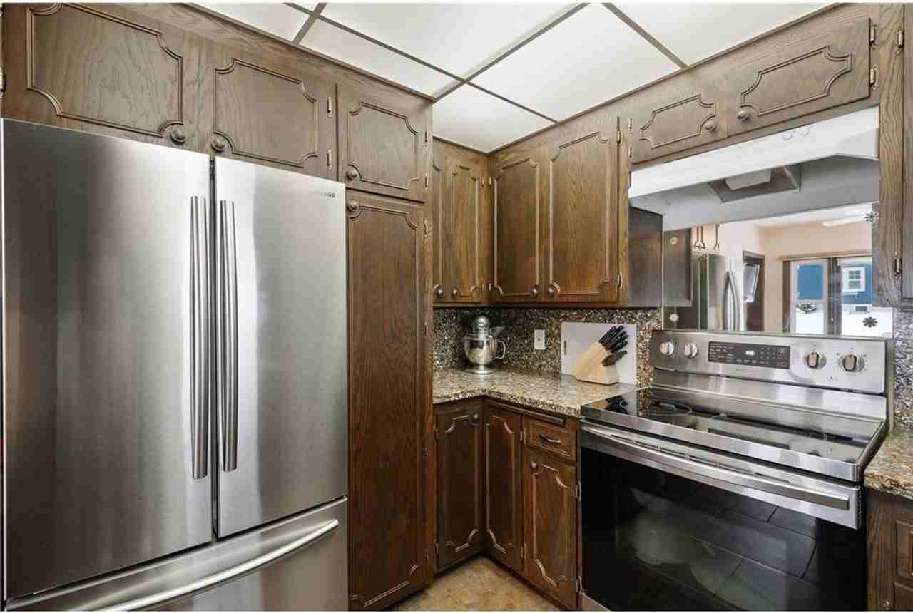 3400 Upton Ave N - Photo 7 of 24