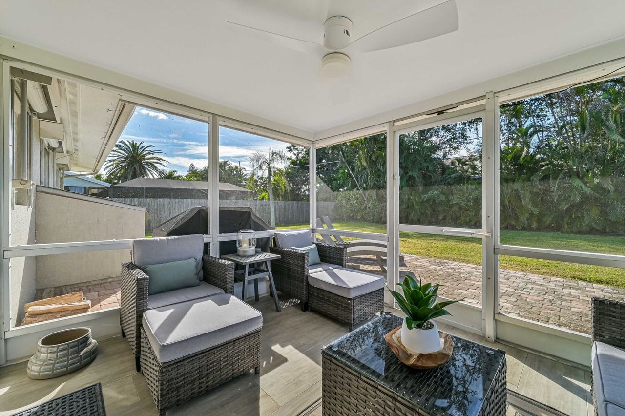 28178 Sunset Dr - Photo 6 of 29