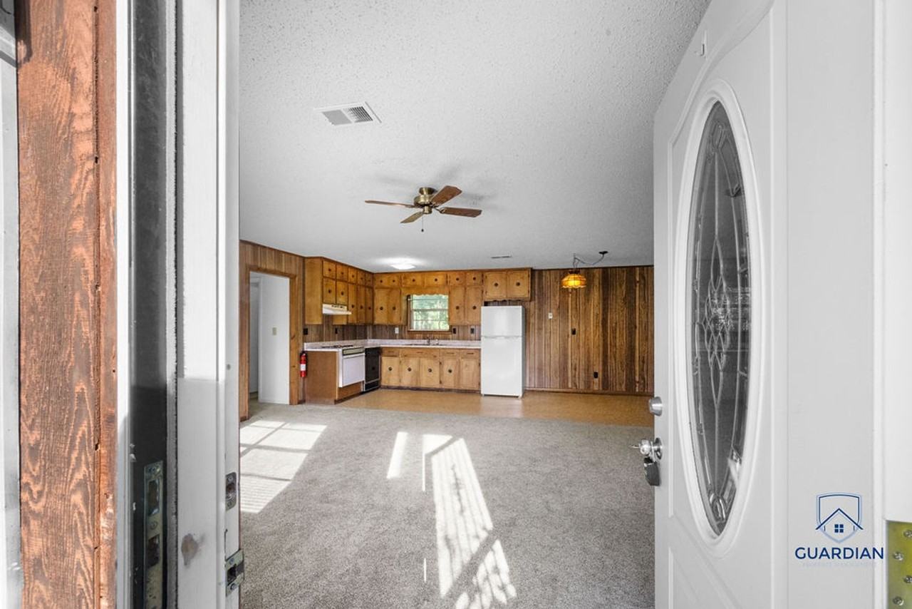 359 - 503 North Hood Ave. - Photo 3 of 10