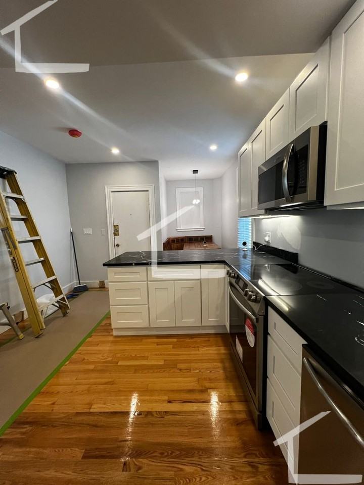 21 Farrington Ave - Photo 5 of 19