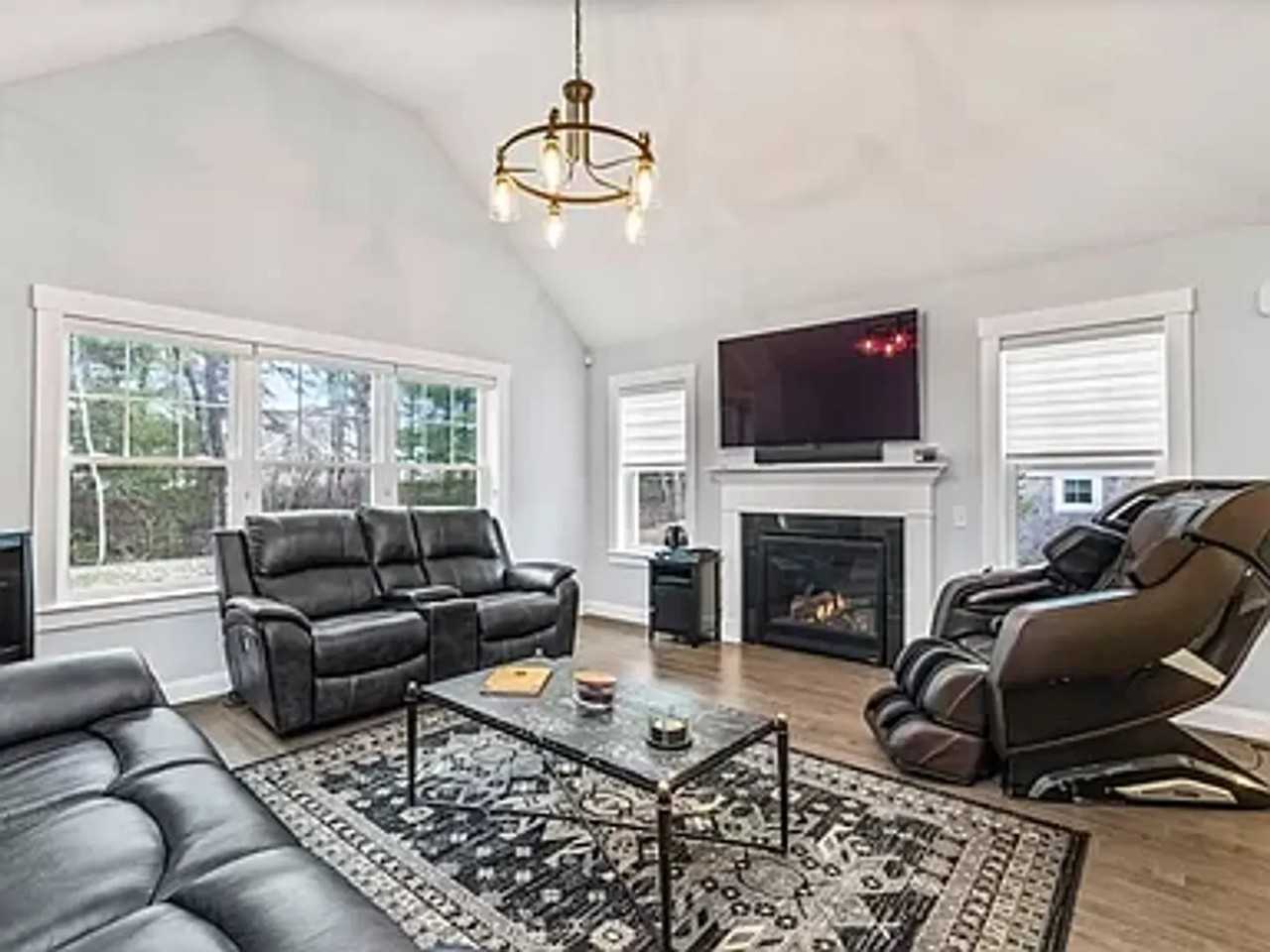 9 Water Lily Dr - Photo 3 of 17