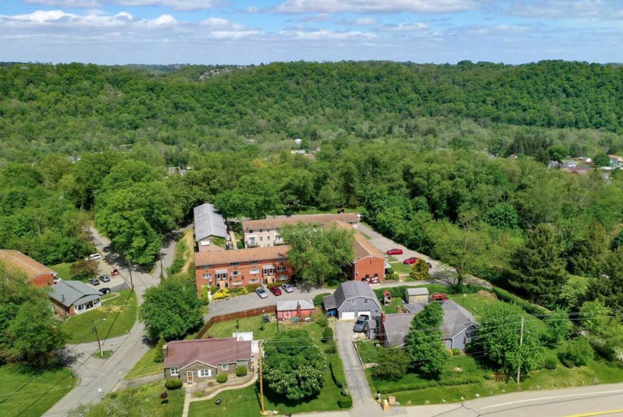 Greenock Manor 2 bedroom 1 bath apartment - Photo 2 of 13