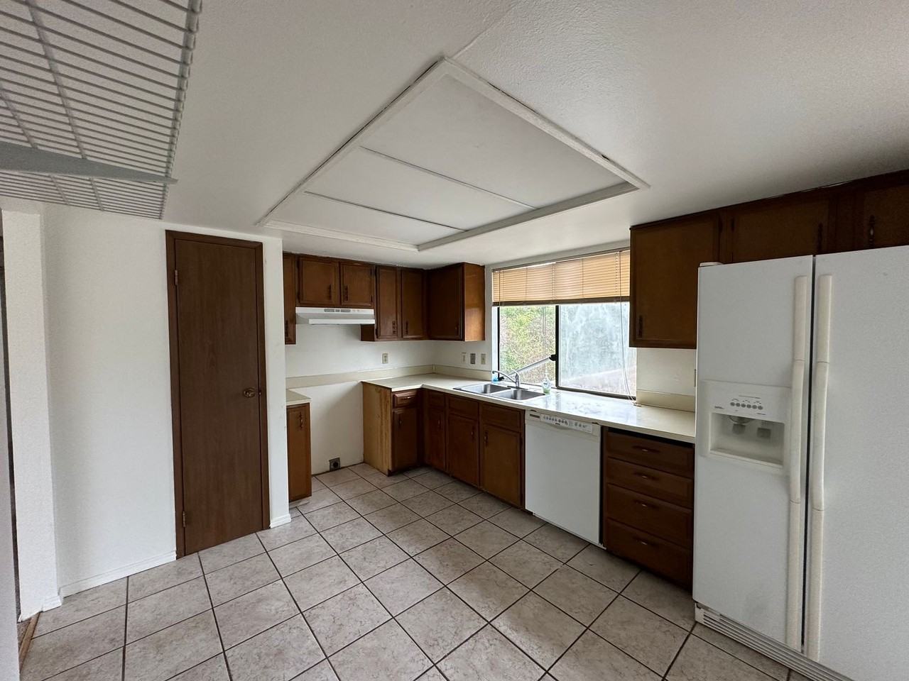 18658 110th Pl Se - Photo 4 of 19