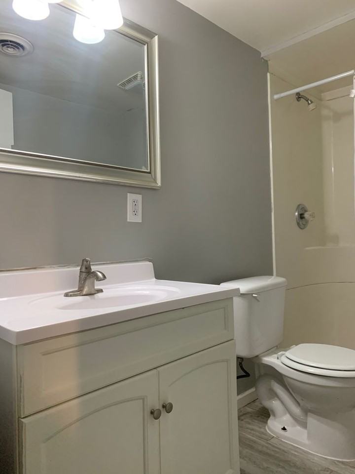 3131 Grimes Ave N - Photo 5 of 6