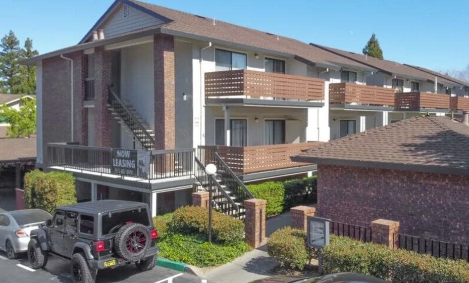 Somerset Apartments - Photo 2 of 30