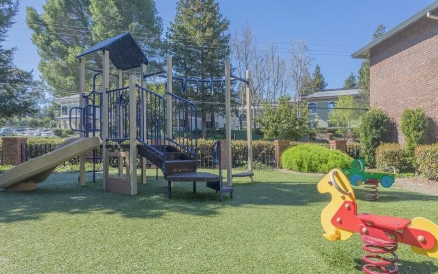 Somerset Apartments - Photo 6 of 30