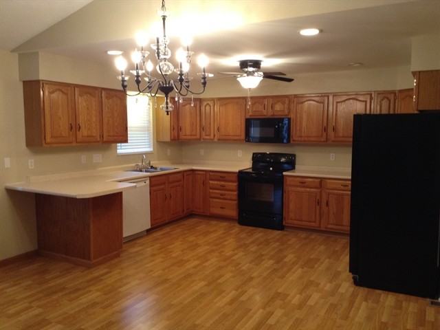 4336 Courtesy Ln - Photo 3 of 8