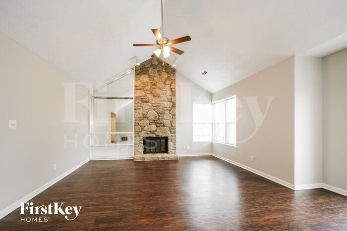 6903 Hardwood Dr - Photo 3 of 15