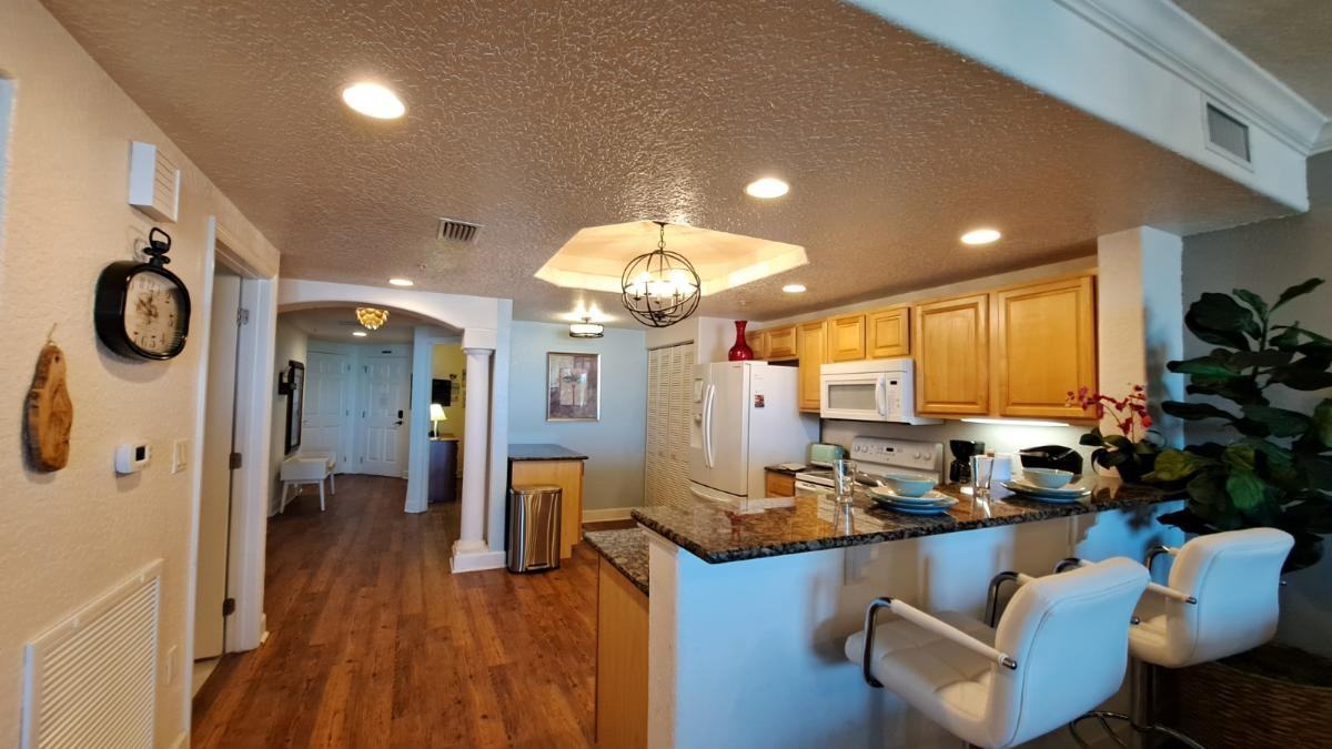 806 Mystic Dr #305 - Photo 3 of 28