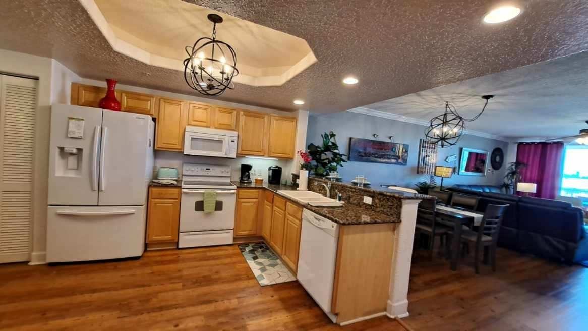 806 Mystic Dr #305 - Photo 4 of 28