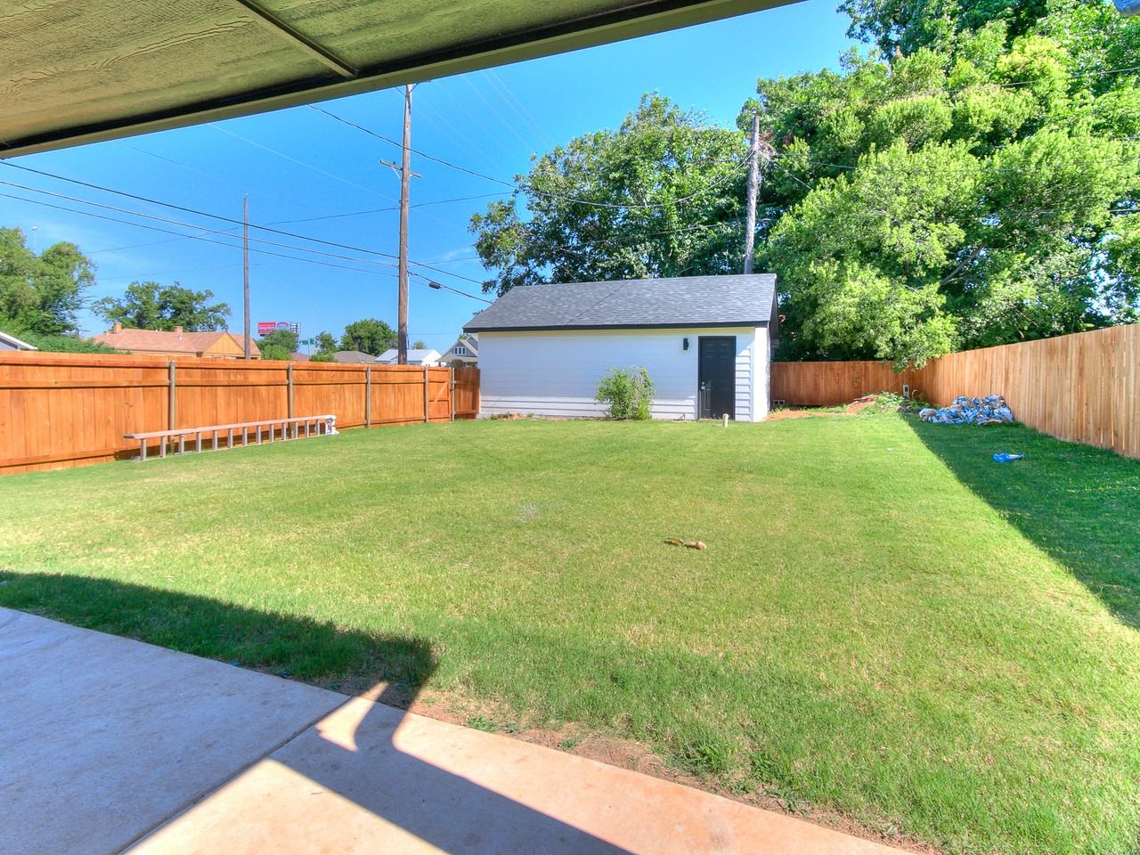 201 Ne 15th St #NA - Photo 3 of 44