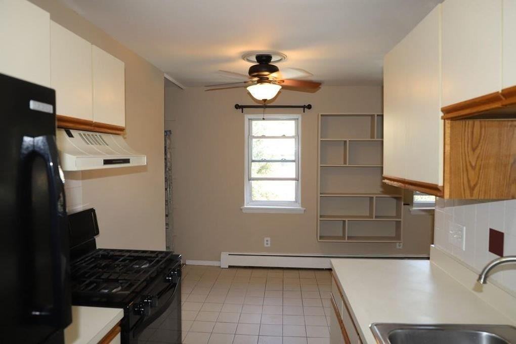 329 Regency Park Dr #329 - Photo 2 of 15