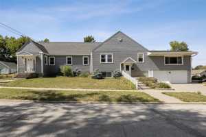 featured image of 1000 13th St #NA