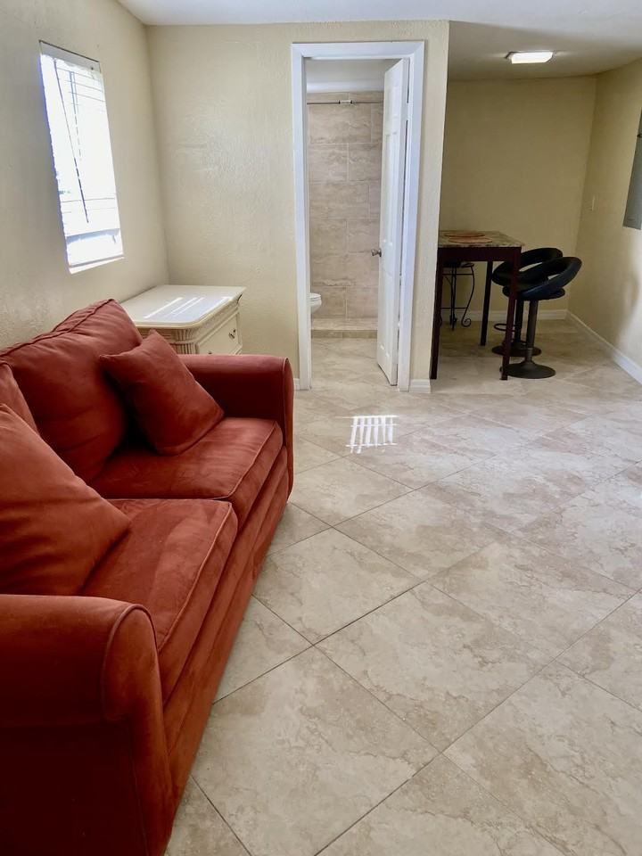 5915 S Farragut Dr #1 - Photo 2 of 10