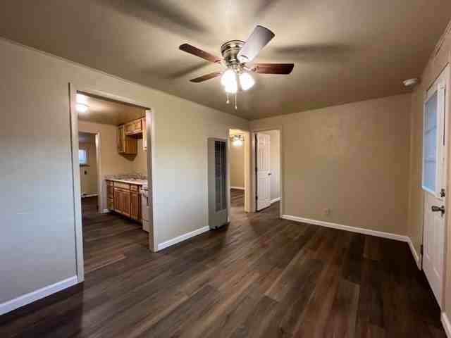 604 D Ave #604 - Photo 2 of 13