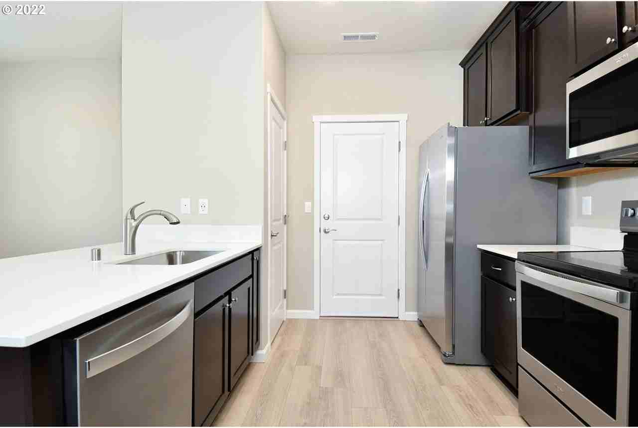 7045 Ne 155th Pl #7045 - Photo 4 of 22