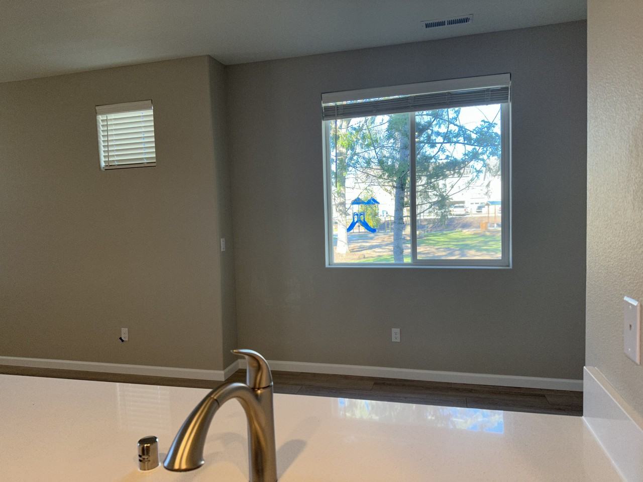 7045 Ne 155th Pl #7045 - Photo 5 of 22