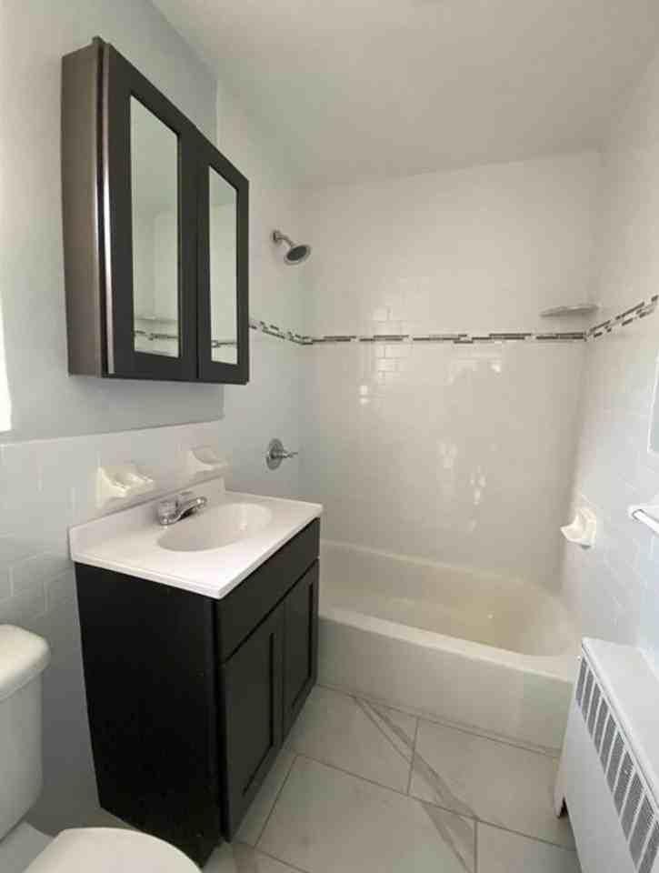 Murray Hill Gardens: Your Perfect Home Awaits! - Photo 4 of 47