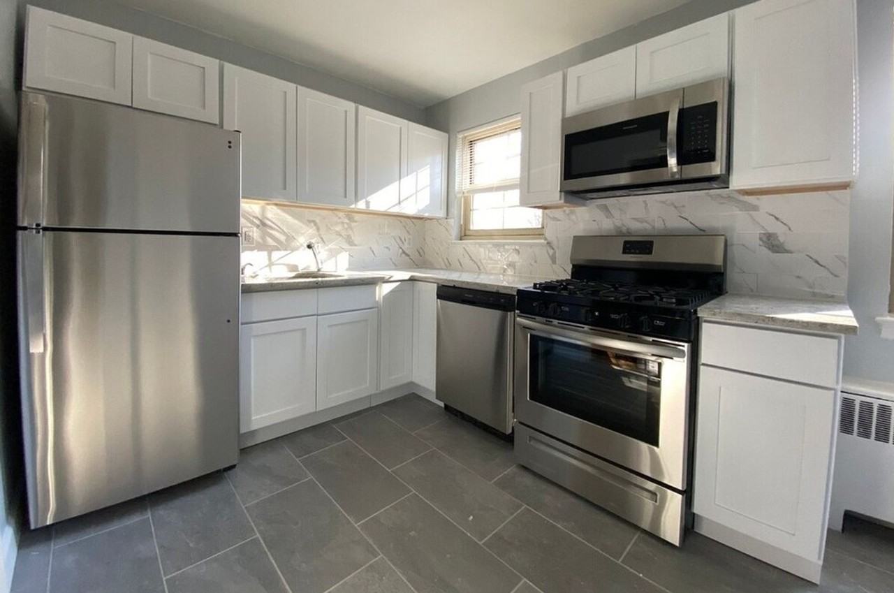 Murray Hill Gardens: Your Perfect Home Awaits! Apartments 48