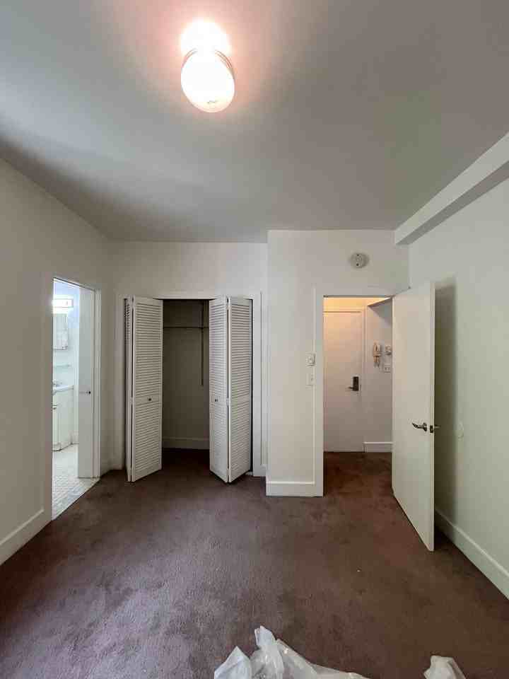 330 S Juniper St - Photo 5 of 9
