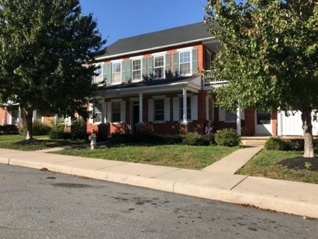 HERSHEY MILL MANOR - Photo 2 of 7