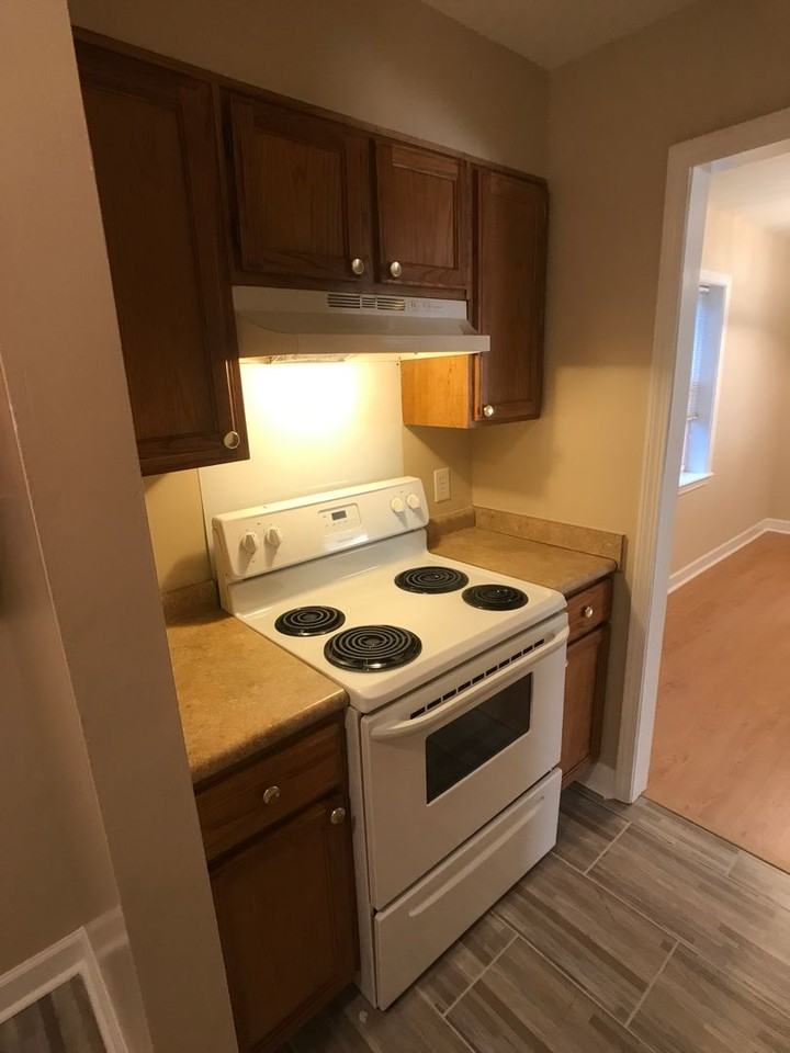 Andover Crossing - Photo 6 of 39