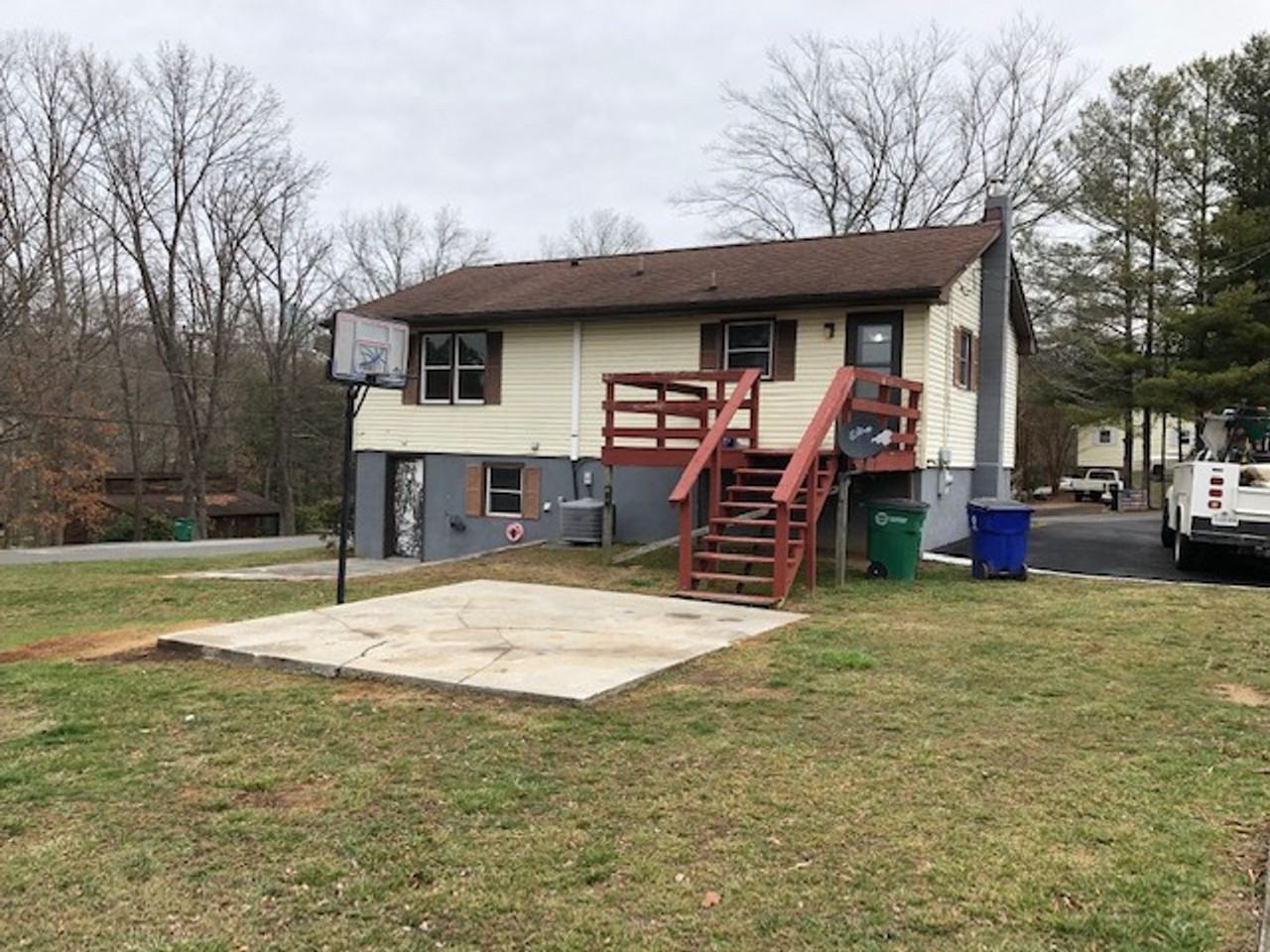 105 Flagg Ct - Photo 3 of 28