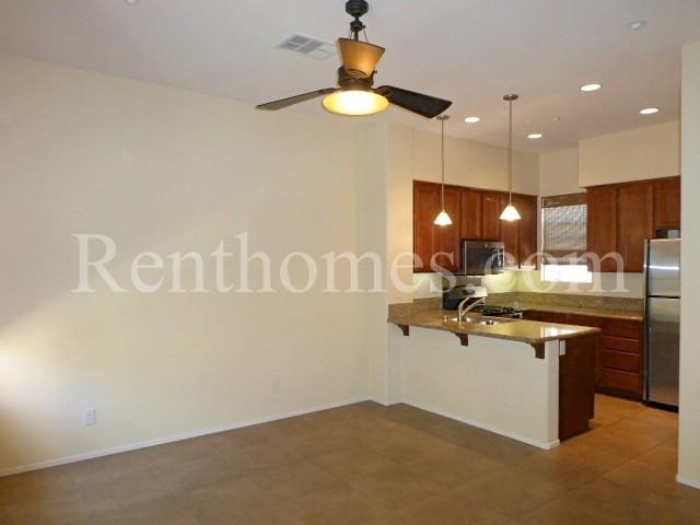 515 Almond Rd - Photo 2 of 20