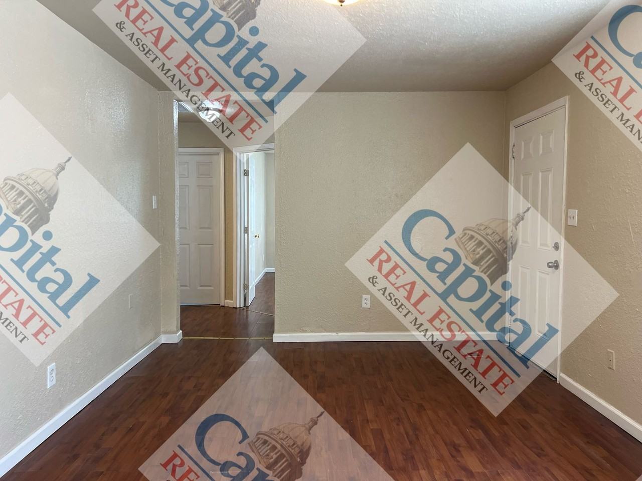 1436 Maple Dr - Photo 5 of 35