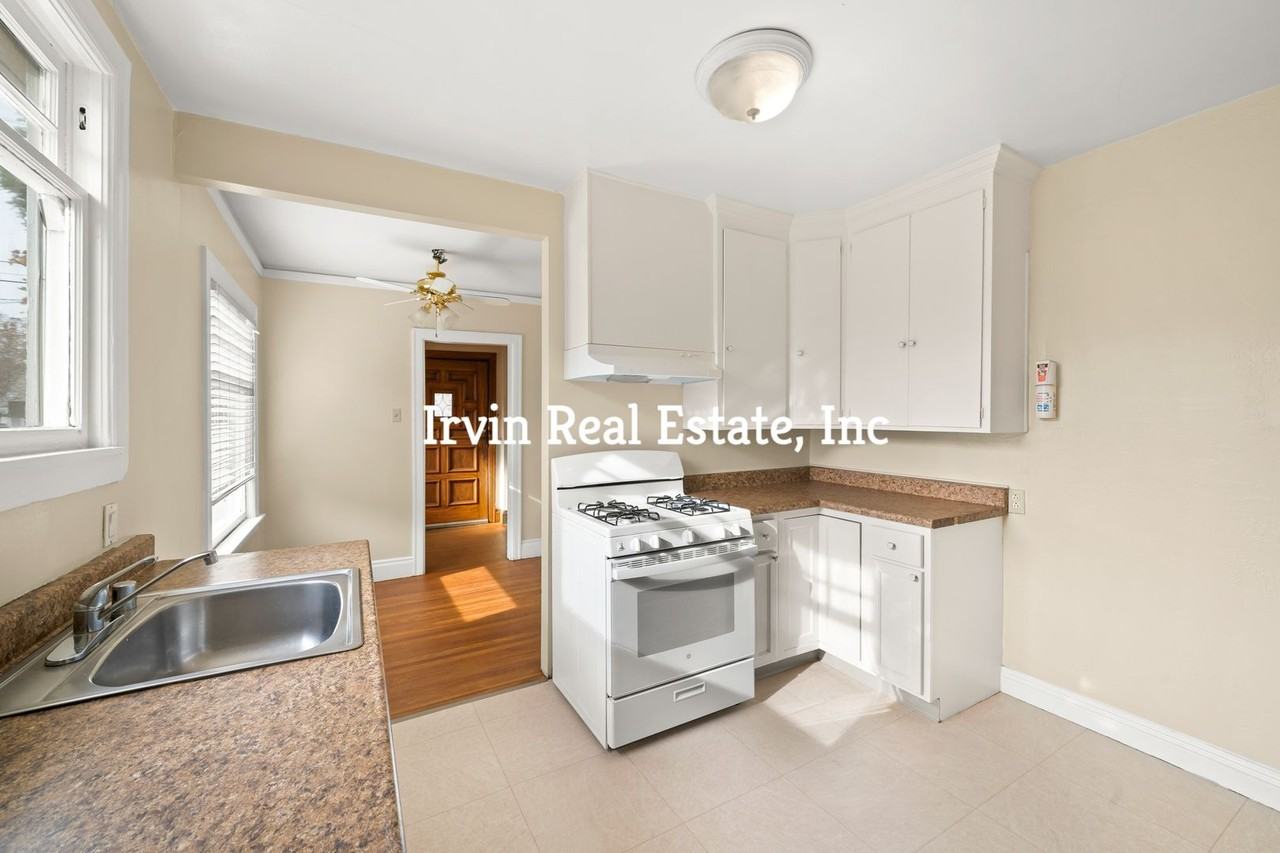 1353 Pine St - Photo 6 of 7