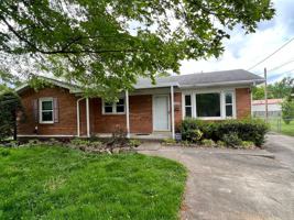 featured image of 2029 Lynn Lea Rd