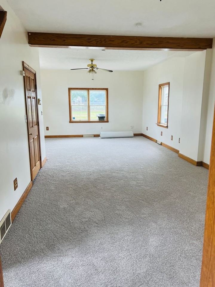 617 Morrison St - Photo 2 of 8