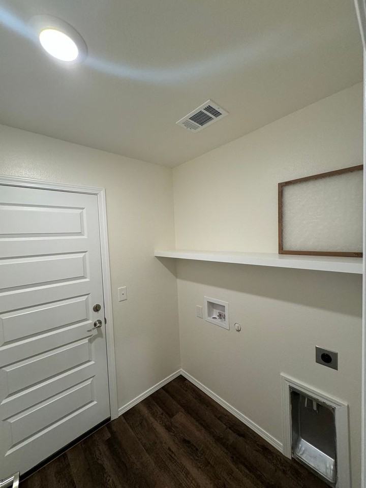 4401 Beacon Rd - Photo 6 of 18