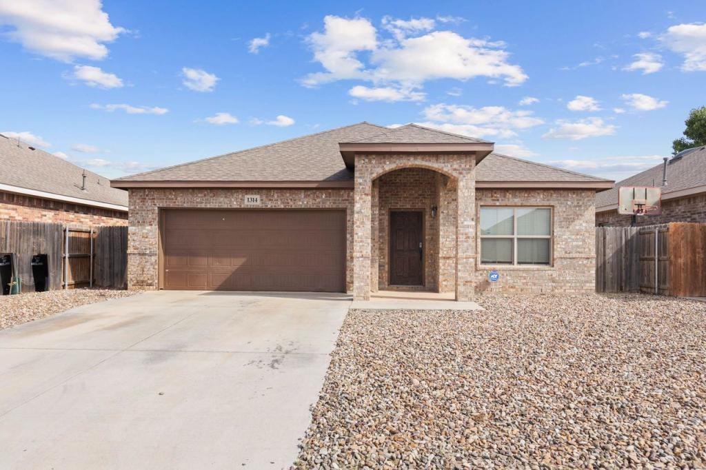 1314 Cerrillos Ave - Photo 3 of 26
