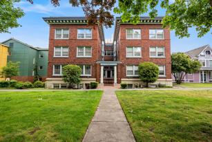 215 S G St  