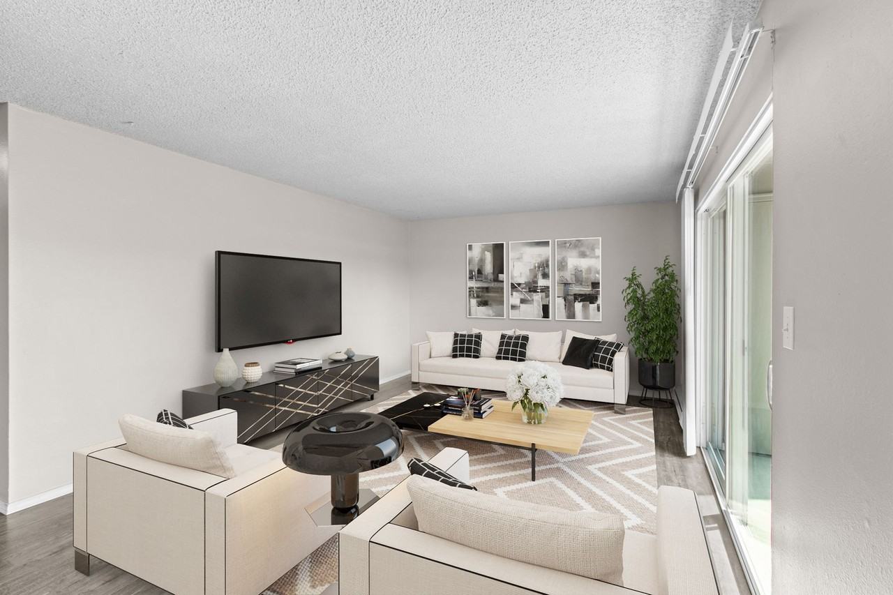 Lincoln at South Hill - Photo 3 of 8