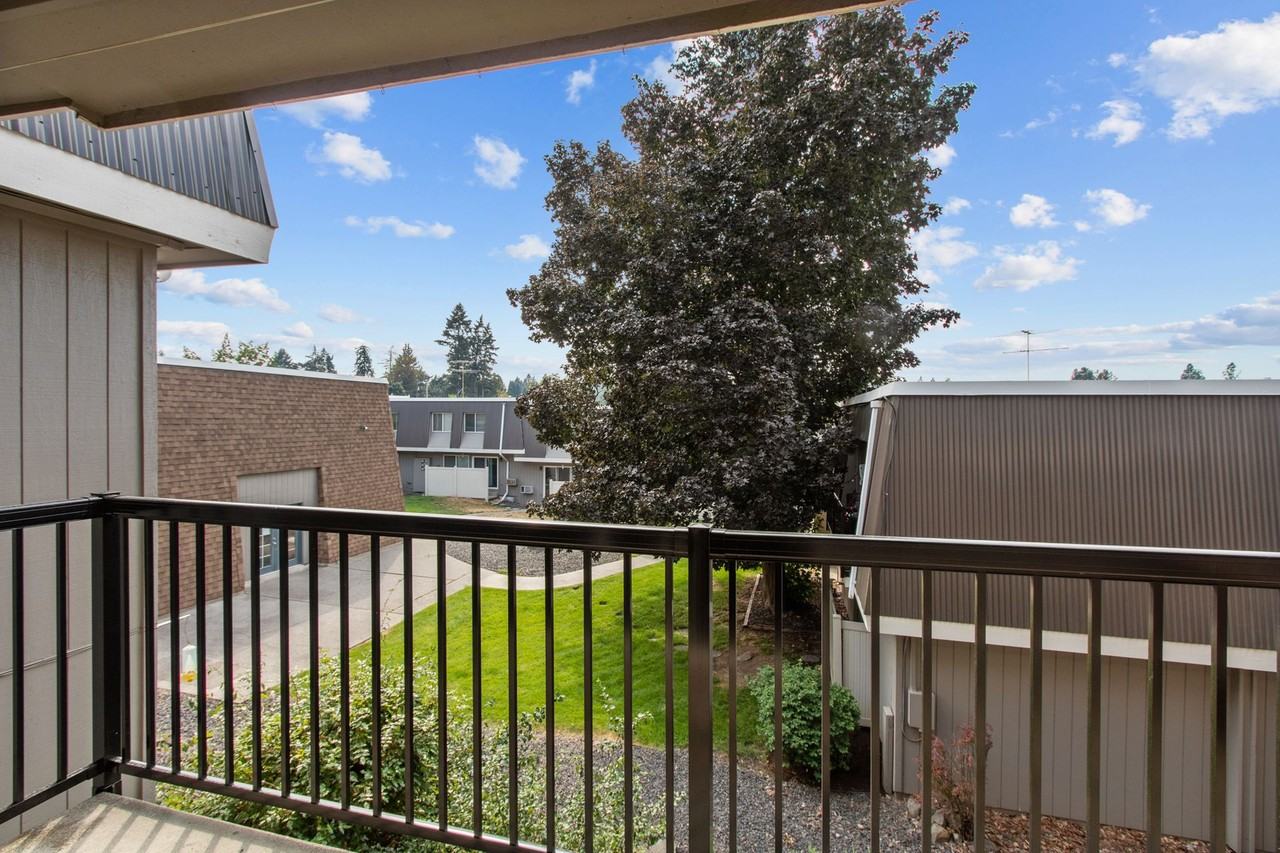 Lincoln at South Hill - Photo 5 of 8