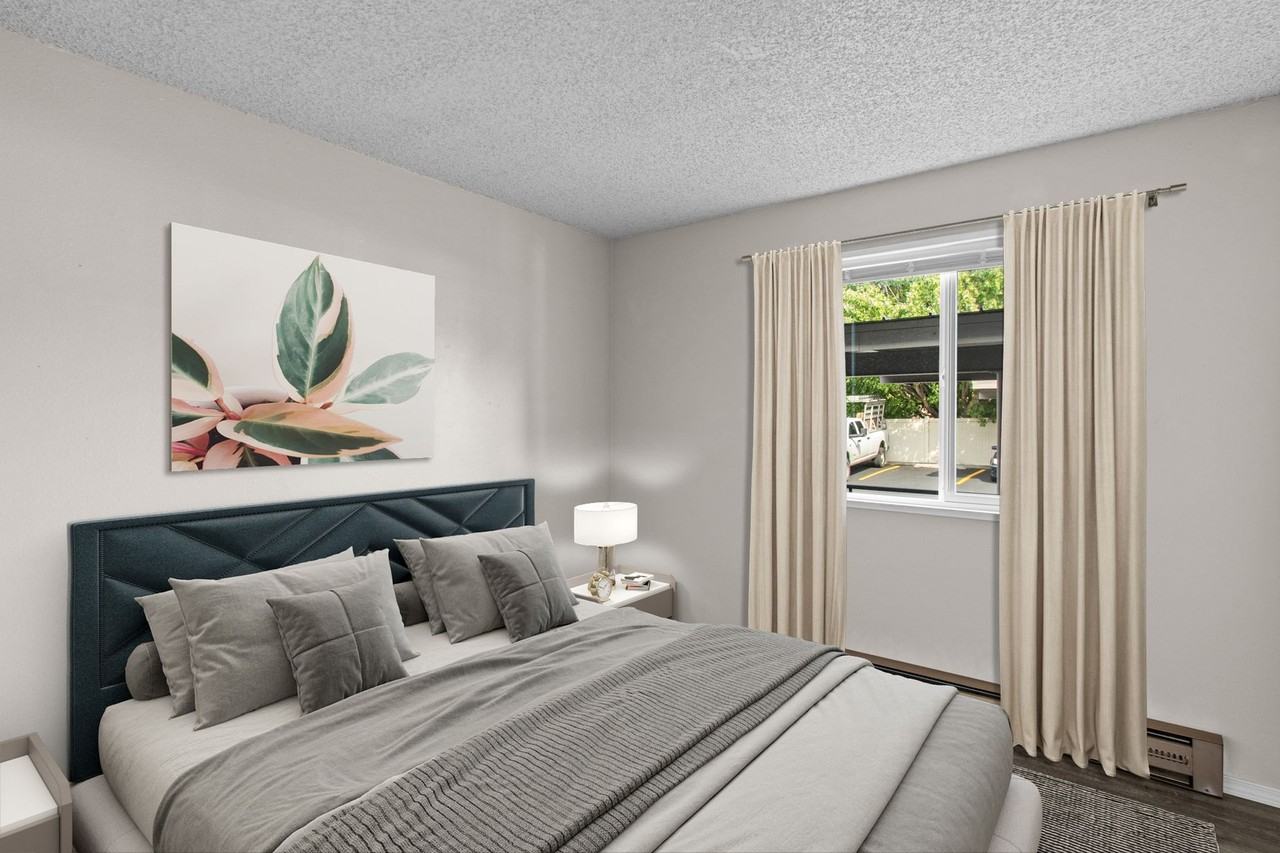 Lincoln at South Hill - Photo 6 of 8