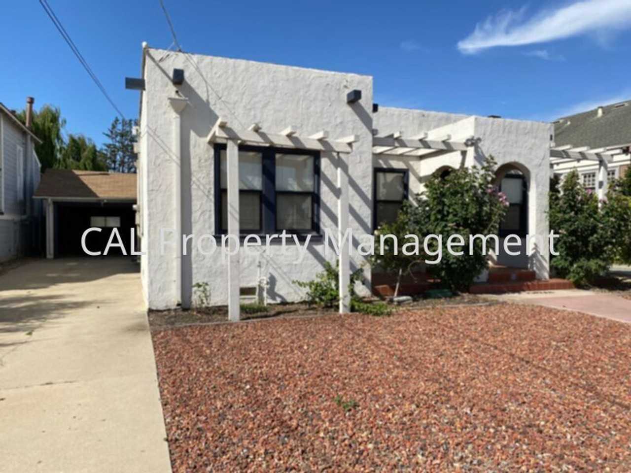 33 Harvest St - Photo 3 of 15