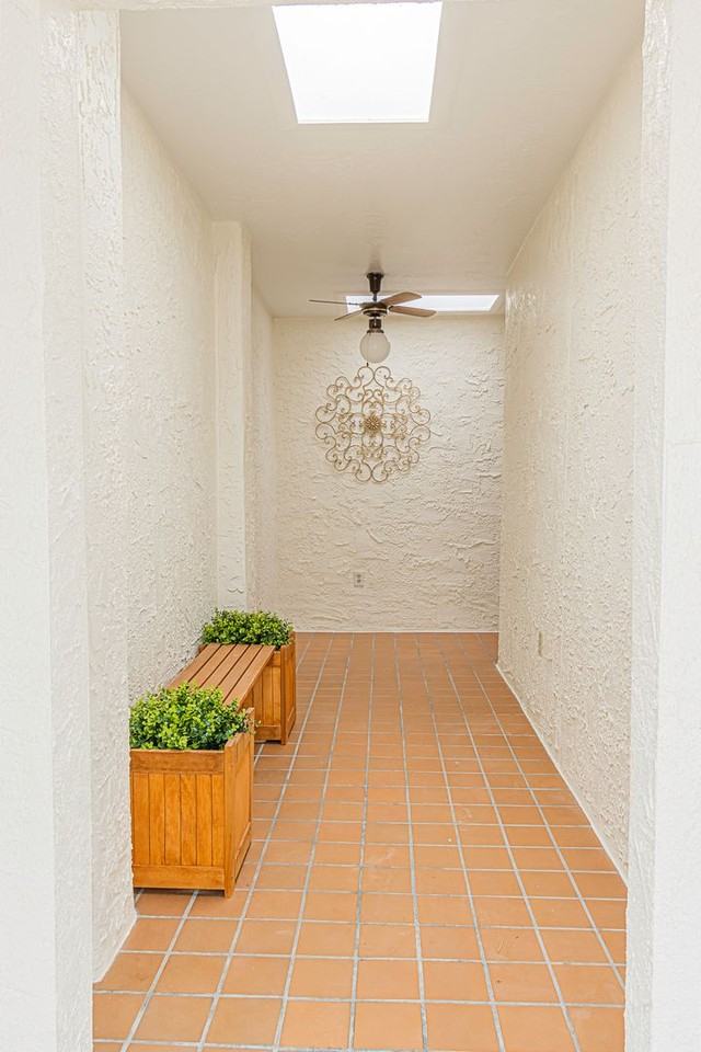 724 Espada Dr - Photo 2 of 28