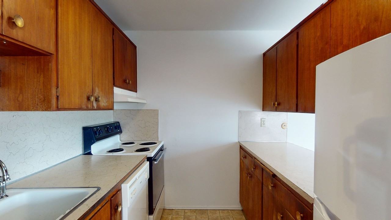 Contemporary House (128) - Photo 6 of 13