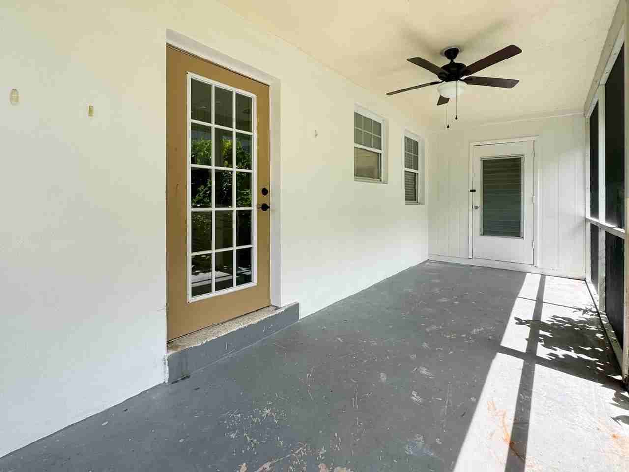 746 109th Ave N - Photo 3 of 22