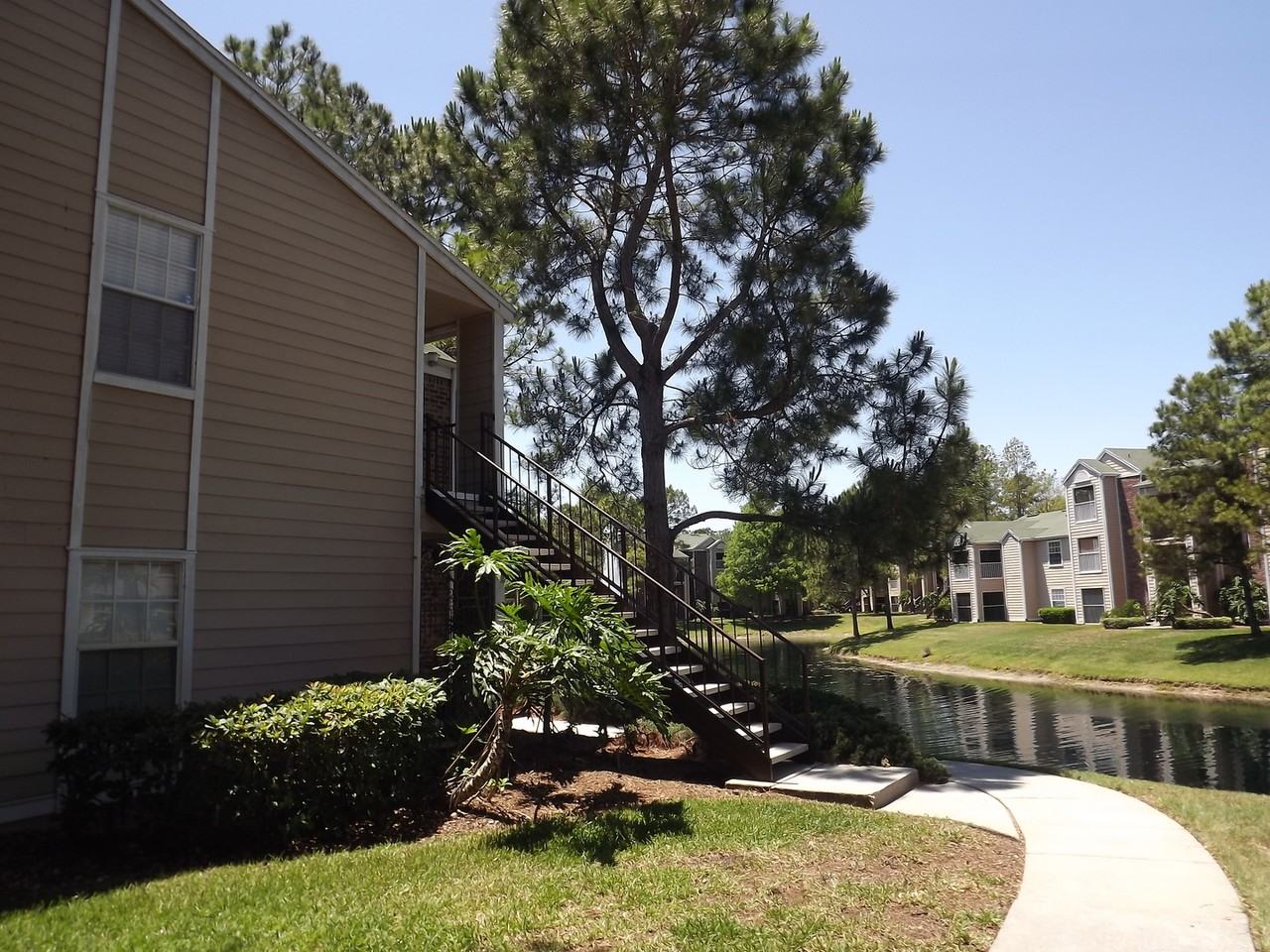 5112 Park Central Dr #625 - Photo 3 of 33