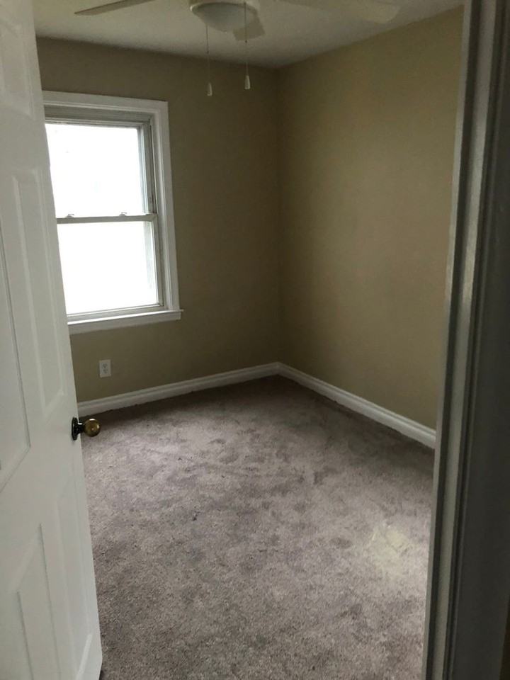 35144 Glen St - Photo 6 of 15