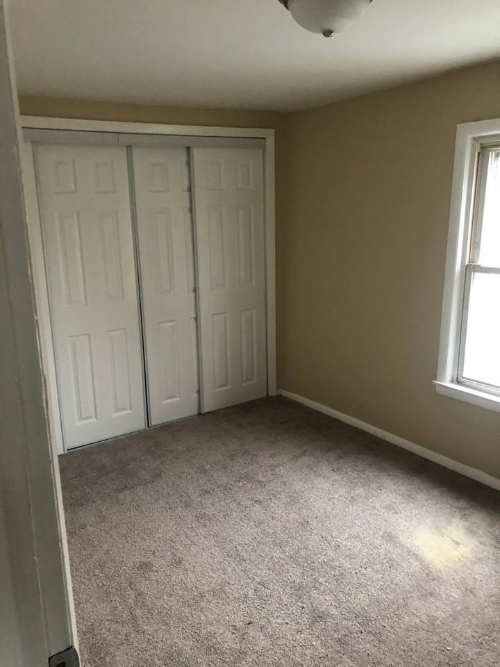 35144 Glen St - Photo 7 of 15