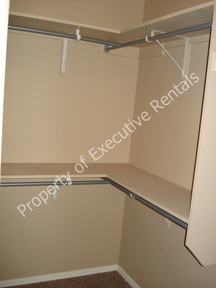 4945 Chesney Rd - Photo 2 of 13