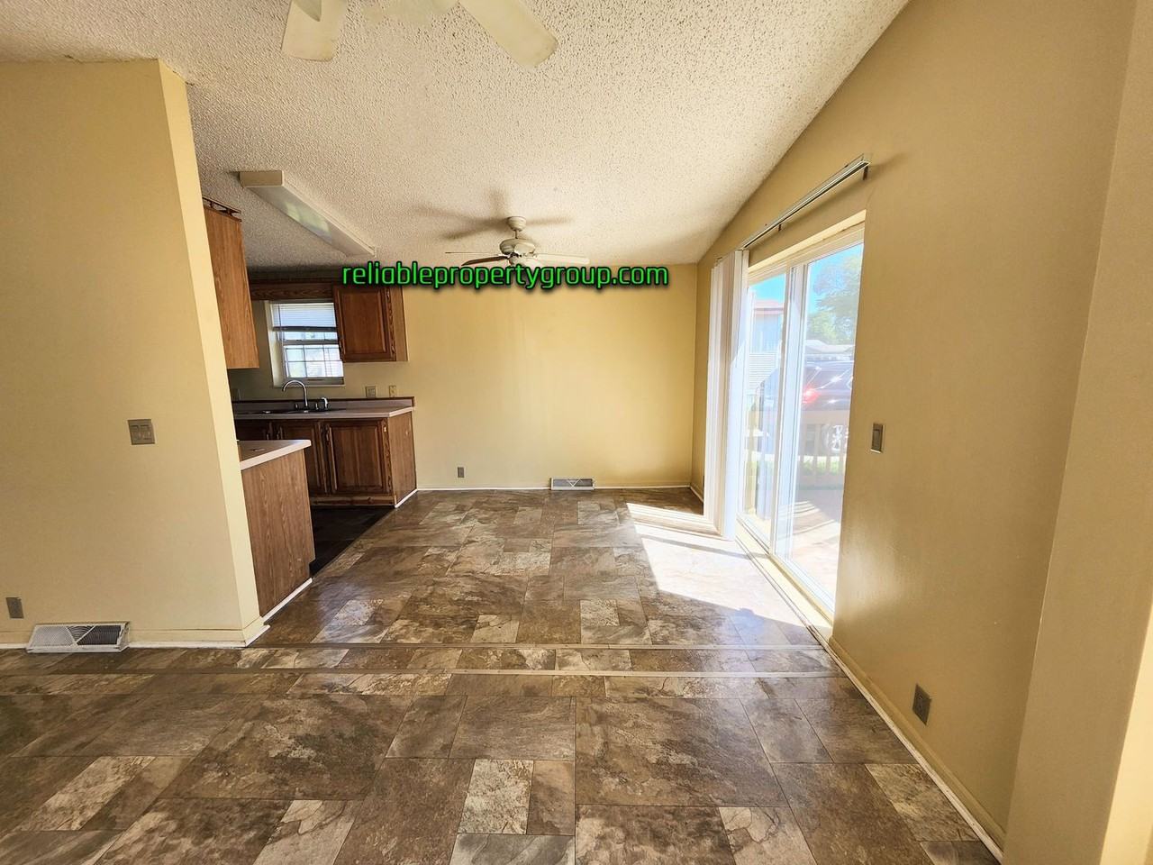 24 Holiday Park - Photo 3 of 15