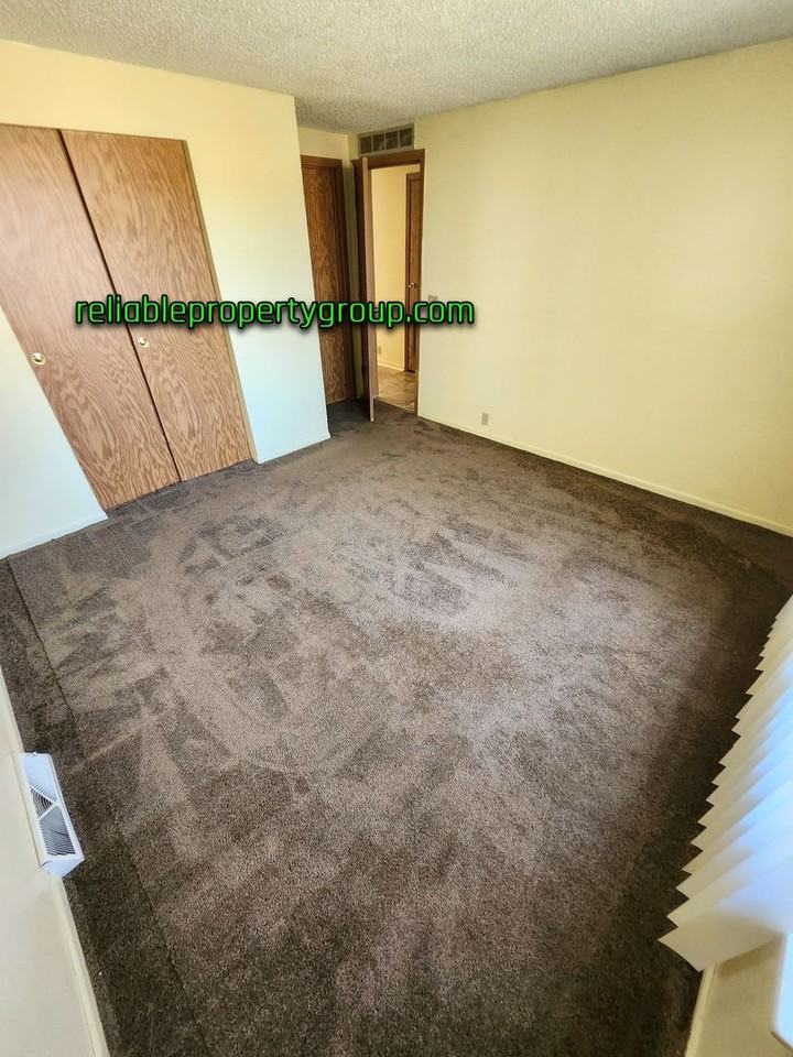 24 Holiday Park - Photo 6 of 15