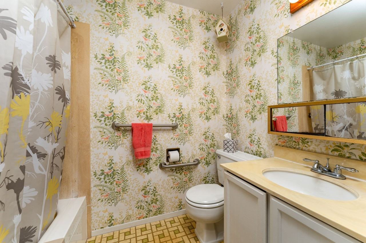 569 Keolu Dr Apt A - Photo 6 of 15